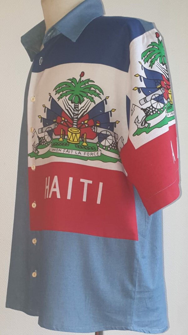 Chemise drapeau Haïti. Chemise tenue traditionnelle haïtienne. Tissu cent pour cent coton. Confectionné à Paris Par Anjero Création. Série limitée.